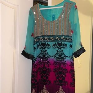 Pakistani shalwar kameez